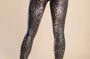 Leggings alla moda in ecopelle, marrone